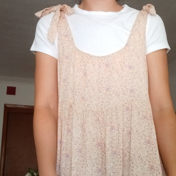 ⛔️SALE PENDING⛔️🆕NWT AE Floral Tie-Strap Babydoll Dress in 'Pink' - Picture 10 of 16